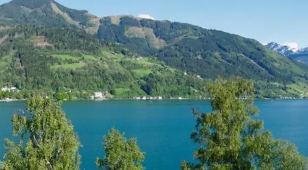 Alpensee ツェル アム ゼー