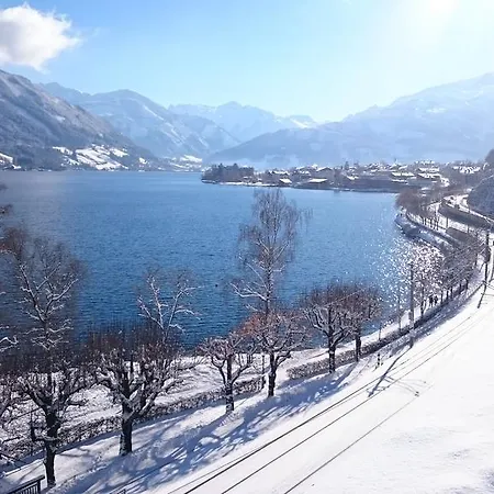 Alpensee ツェル アム ゼー